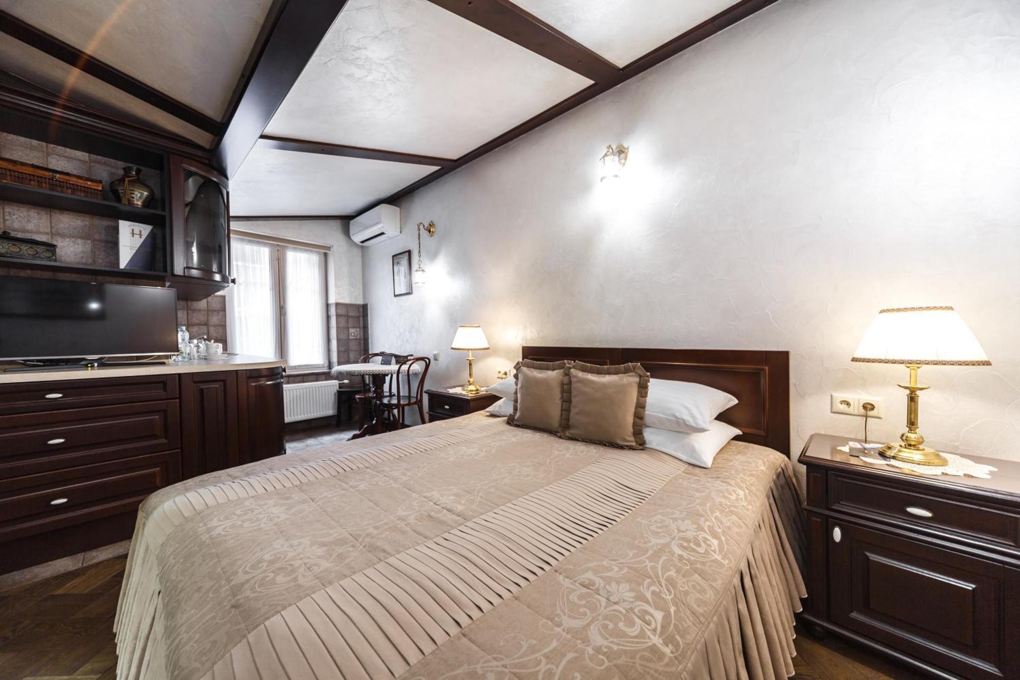 Horowitz Aparthotel 3*